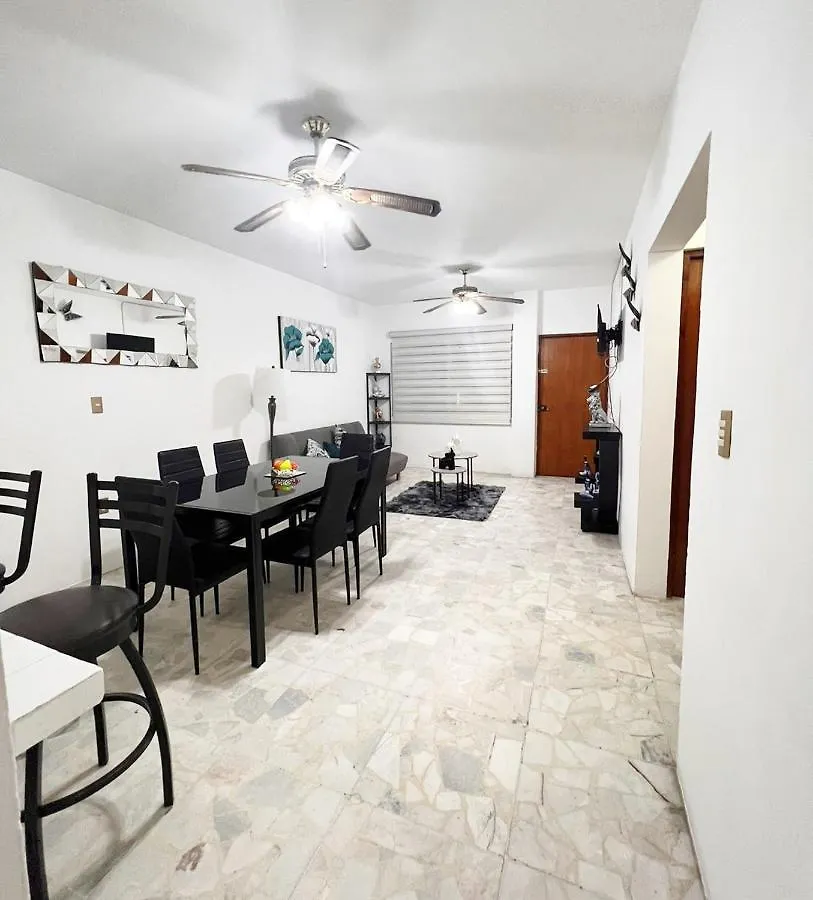 דירות מזטלן Zona Dorada - Playa Frente - Departamento #1 0*,